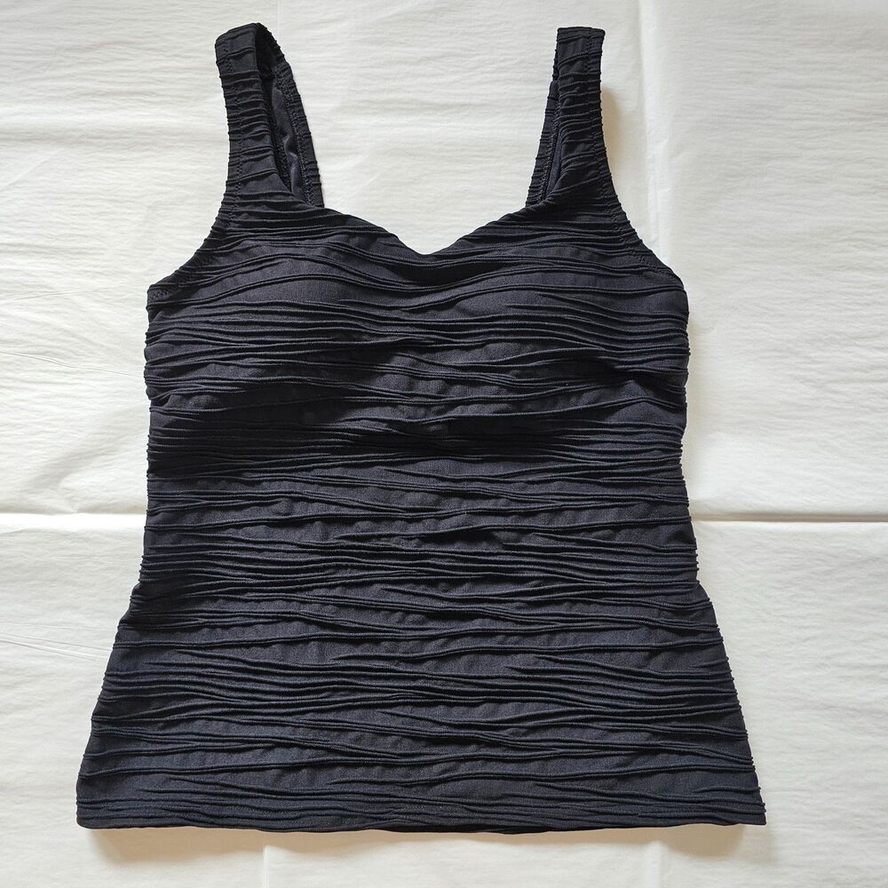 2D Lands' End Black Textured Tankini Top with Built-in D-cup Bra - Size 2D